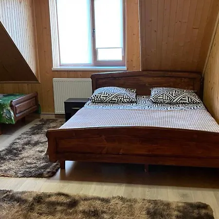 гостинний дім *