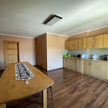 гостинний дім Huklyvyy